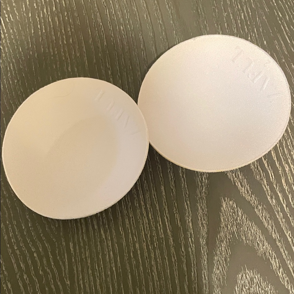 Cream Bra Inserts - Picture 2 of 2